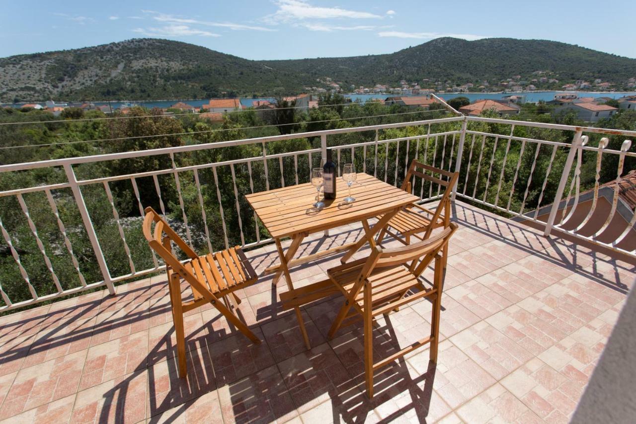 Apartman Paula 1 Διαμέρισμα Vinišće Εξωτερικό φωτογραφία