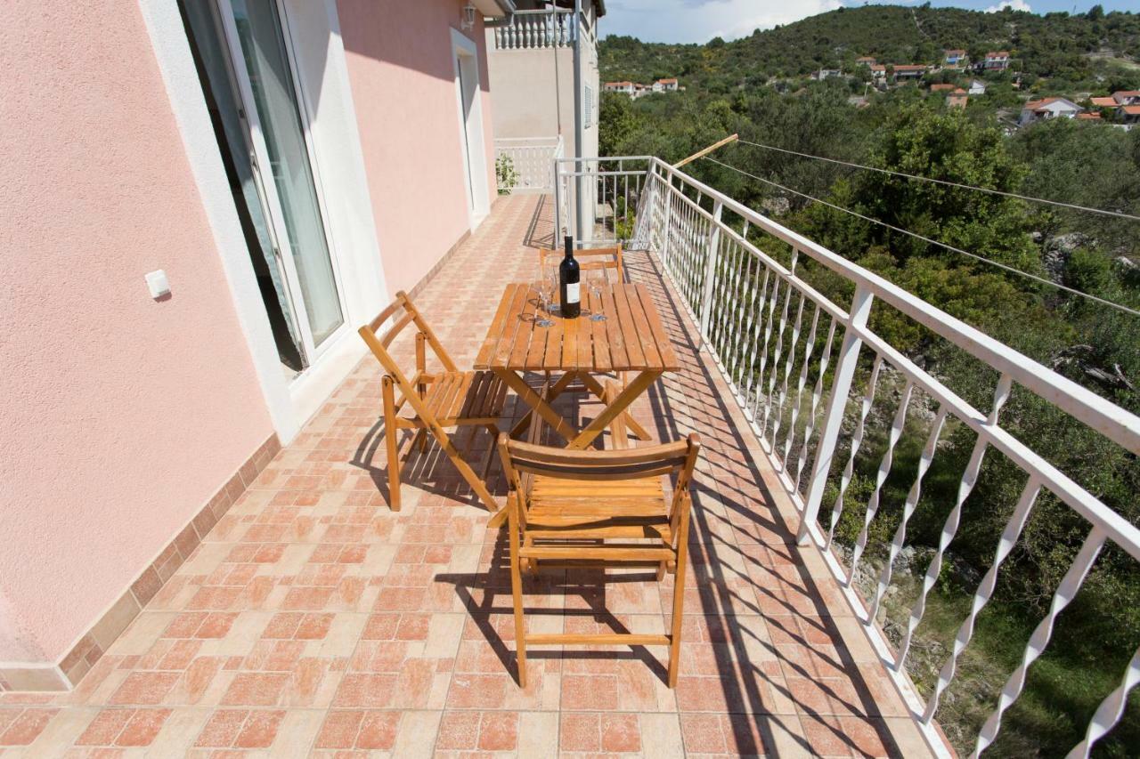 Apartman Paula 1 Διαμέρισμα Vinišće Εξωτερικό φωτογραφία